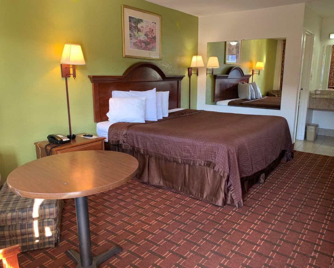 Royal Regency Inn Rock Hill Exteriör bild